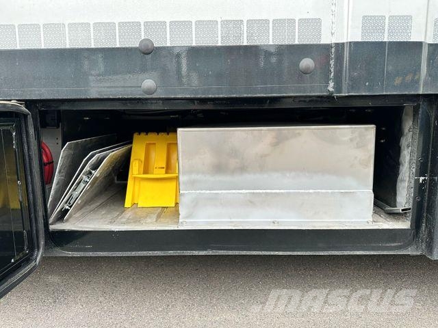 Pezzaioli *NEU* 3.Achs Doppelstock/Hubdach/Tränke/Rampe Livestock transport
