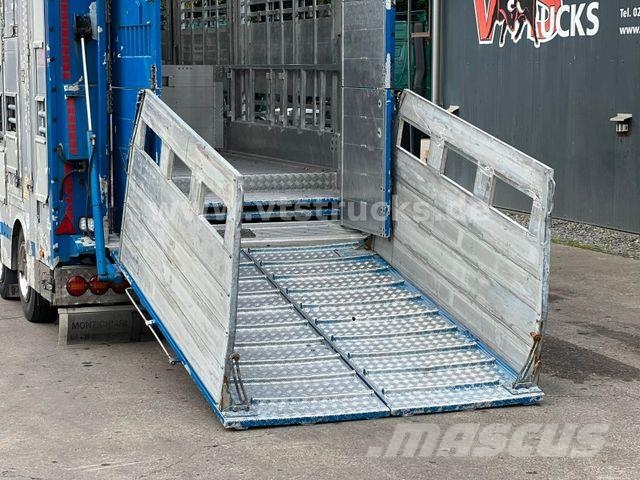 Pezzaioli RBA31 3.Stock Viehanhänger, Hubdach, Tränke Livestock transport