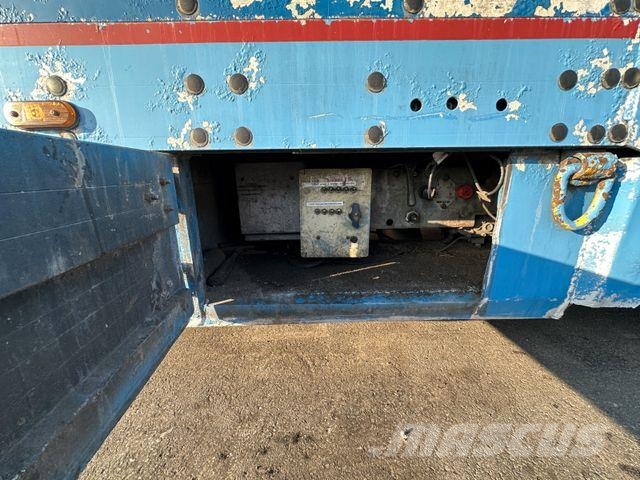 Pezzaioli SBA31 3.Stock Tiefbett+Hals/Rampe/Hubdach/Rampe Viehtransportauflieger