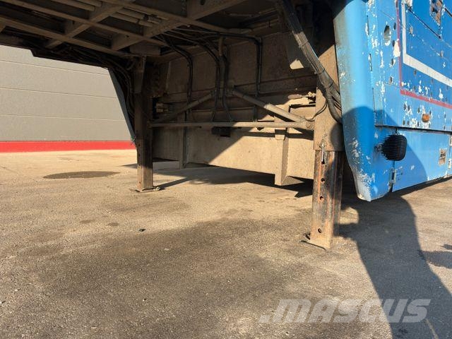 Pezzaioli SBA31 3.Stock Tiefbett+Hals/Rampe/Hubdach/Rampe Viehtransportauflieger