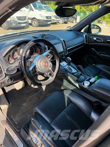 Porsche Cayenne S Diesel 4,2 Pano Chrono 238 Tkm Bestelwagens met open laadbak