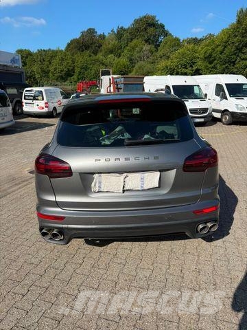Porsche Cayenne S Diesel 4,2 Pano Chrono 238 Tkm Bestelwagens met open laadbak