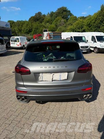 Porsche Cayenne S Diesel 4,2 Pano Chrono 238 Tkm Bestelwagens met open laadbak