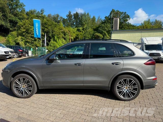 Porsche Cayenne S Diesel 4,2 Pano Chrono 238 Tkm Bestelwagens met open laadbak