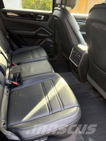 Porsche Cayenne V6 3.0l Mono-Turbo 9YA Caja abierta/laterales abatibles