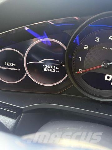 Porsche Cayenne V6 3.0l Mono-Turbo 9YA Caja abierta/laterales abatibles
