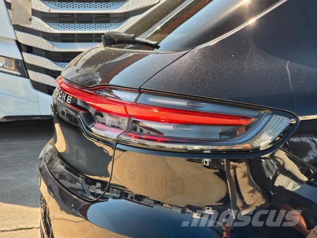 Porsche MACAN TURBO * SPORT-CHRONO * 21 ZOLL * ALLRAD شاحنات خفيفة/مفصلية الجوانب