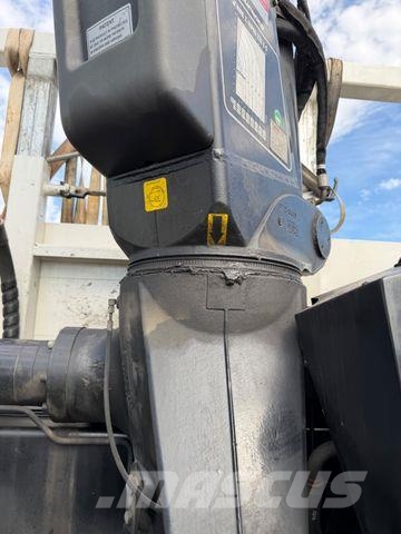 Renault C HIAB 232 5 Hydraulisch 2 MECHANISCH FUNKFERNST Kamioni sa kranom