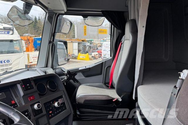 Renault C520 4x4H Hydraulik &amp; Kompressor GHH Sattelzugmaschinen