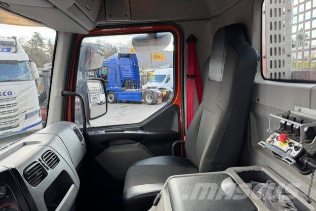 Renault D10.240 4x2 Roelli Camiones desmontables