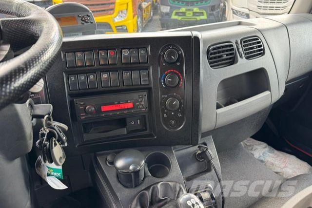 Renault D10.240 4x2 Roelli Camiones desmontables