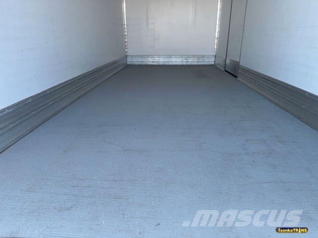 Renault D210*CARRIER XARIOS 500 -20C +30C* 12 TON Isotermos y frigoríficos