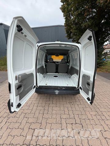 Renault Kangoo Rapid 1.2 - 122 TKm Lätta skåpbilar