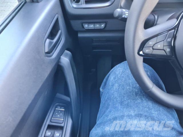 Renault Kangoo Van Kasten L1H1 TCe 1.3i KLIMA PDC TEMPOM Lieferwagen