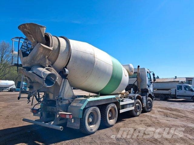 Renault KERAX 370 BARYVAL 10 M3 Domíchávače betonu