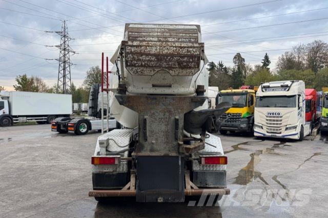 Renault Kerax 420 6x4 Грузовики-Самосвалы