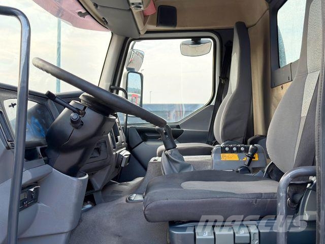Renault KERAX 420 DCI *KIPPER 5,35m + PK 44 002/FUNK*8x4 شاحنات الرافعات
