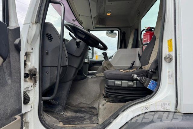 Renault Kerax 450 6x4 Camiones con chasís y cabina