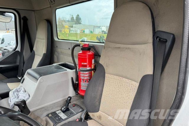 Renault Kerax 450 6x4 Camiones con chasís y cabina