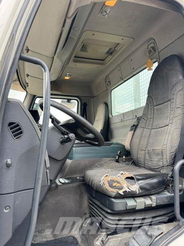 Renault KERAX 460 * PRITSCHE * HMF KRAN 10,2N M *8 X 4* Camiones plataforma