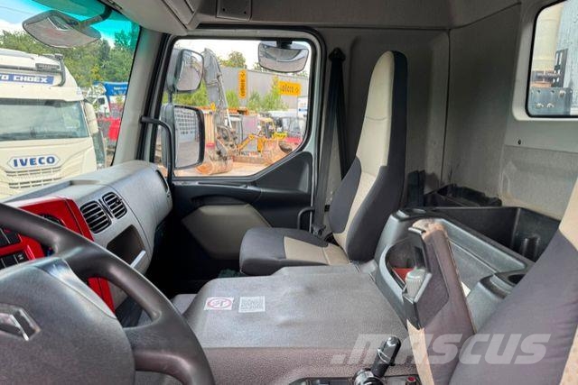 Renault Kerax 520 8x4 Stahlkipper 2 Seiten Kiper tovornjaki