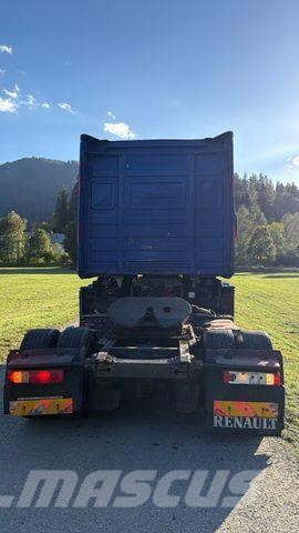 Renault MAGNUM 440 18T وحدات الجر