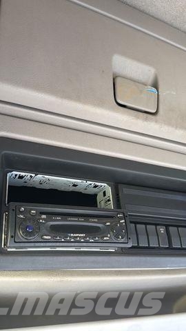 Renault MAGNUM 440 18T وحدات الجر