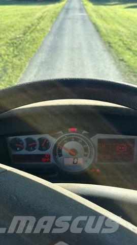 Renault MAGNUM 440 18T وحدات الجر