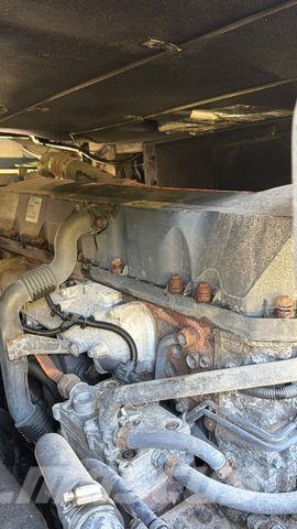 Renault MAGNUM 440 18T وحدات الجر