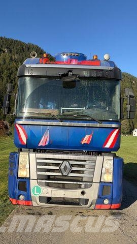 Renault MAGNUM 440 18T وحدات الجر