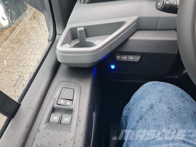 Renault Master 35 Kühlkoffer Tiefrahmen Stand+Fahrkühlun Chladiarenské