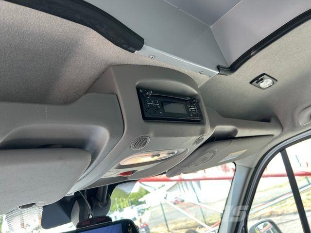 Renault Master / Rettungswagen Trage / Liege Ambulancias