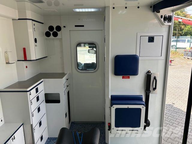 Renault Master / Rettungswagen Trage / Liege Ambulancias