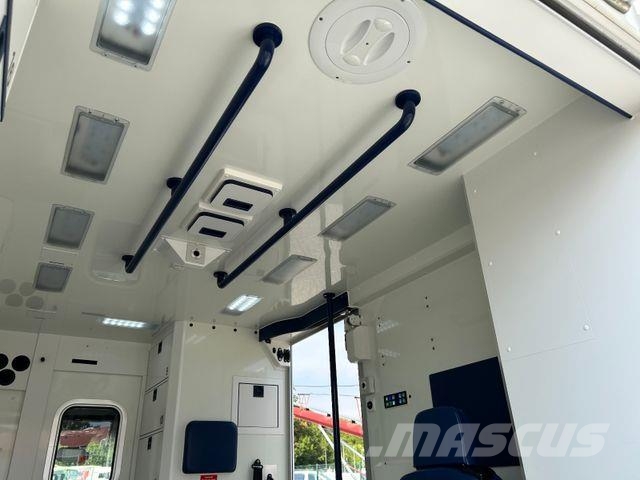 Renault Master / Rettungswagen Trage / Liege Ambulancias