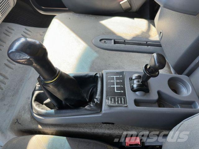 Renault MIDLUM 12.220 Izo Koffer*LBW*LIFT TAIL Camiones con caja de remolque