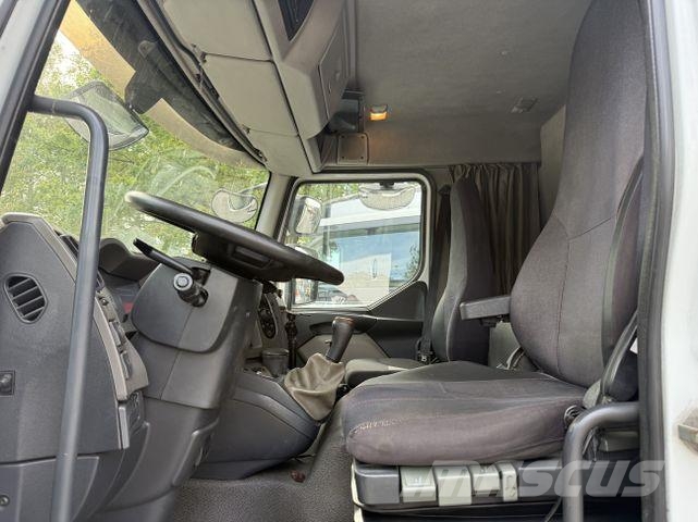 Renault Midlum 300.18 Maschinentransporter Бордови