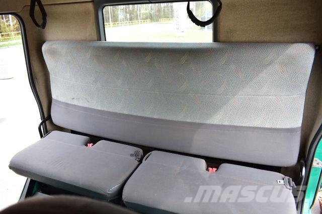 Renault MIDLUM 4x4 DOKA DUBEL KABINE CHASSIS Camiones con chasís y cabina