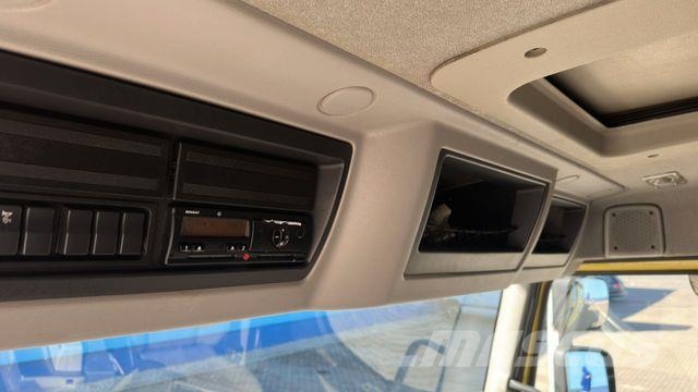 Renault PREMIUM 460 DXI EEV *Tank ADR* وحدات الجر