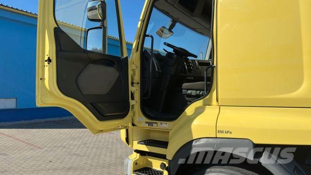 Renault PREMIUM 460 DXI EEV *Tank ADR* وحدات الجر