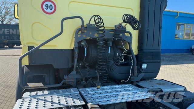 Renault PREMIUM 460 DXI EEV *Tank ADR* وحدات الجر