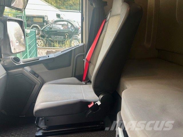 Renault T460 6x2, erst 486TKM,1.Hd.neue Insp.5000 D-Fzg. Camiones con chasís y cabina