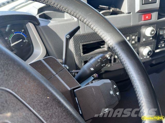 Renault THSC 440, DTI 13, Motor 13 L, Tank 825 L 曳引機組件