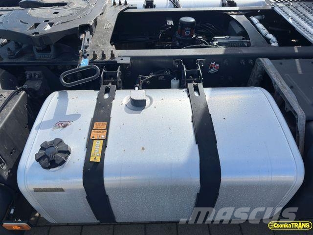 Renault THSC 440, DTI 13, Motor 13 L, Tank 825 L 曳引機組件