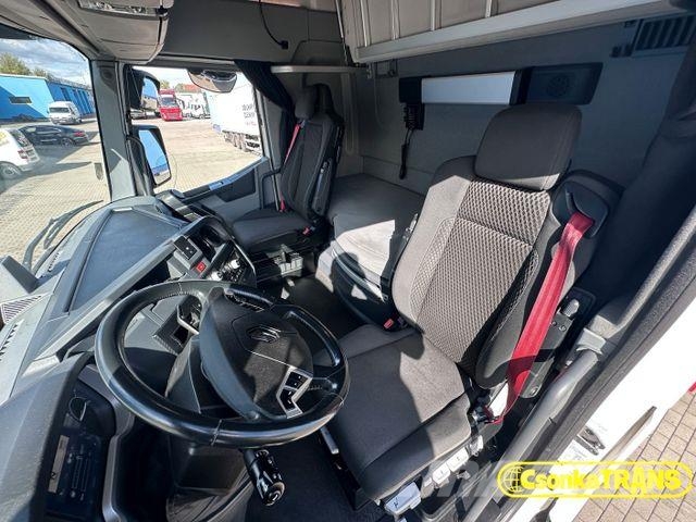 Renault THSC 440, DTI 13, Motor 13 L, Tank 825 L 曳引機組件