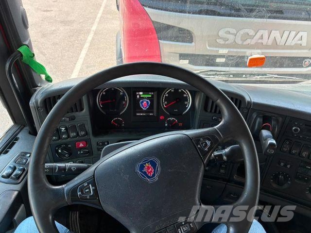 Scania G-410 6X2 SILOWAGEN VOLLUFT LIFT GELENKTE HINTER Camiones aspiradores/combi