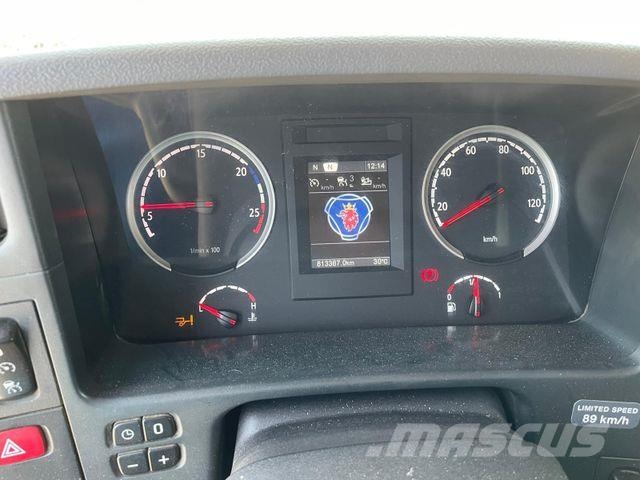 Scania G320 LB 6X2 GELENKTE NACHLAUFACHSE Tovornjaki s ponjavo
