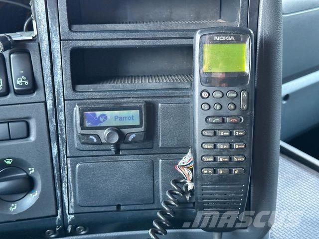 Scania G380 BL 4x2 Fahrgestell OHNE AUFBAU *UNFALL* Camiones con chasís y cabina