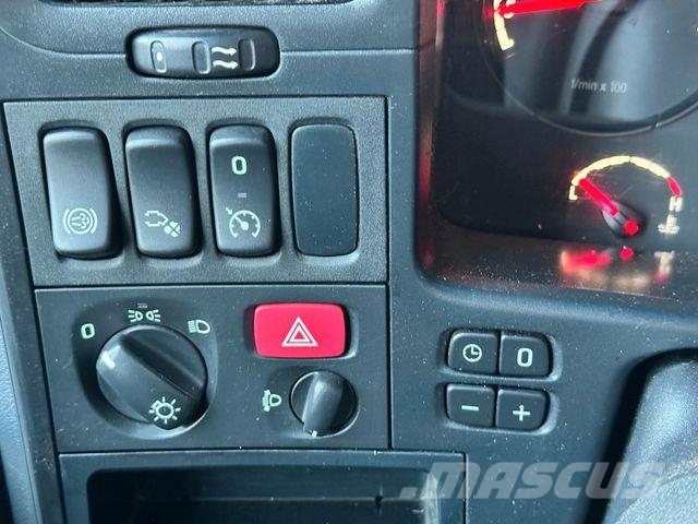 Scania G380 BL 4x2 Fahrgestell OHNE AUFBAU *UNFALL* Camiones con chasís y cabina
