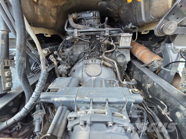 Scania P 360 DA4X2MNA / LOW KM !!! Tahače