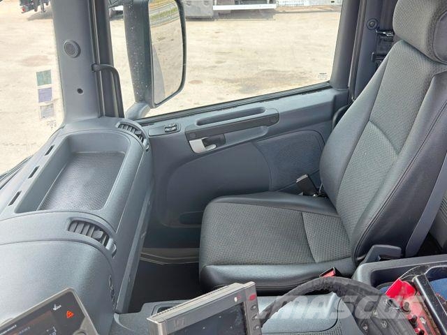 Scania P 450* PRITSCHE 6,90m * PK 23002- SH C FUNK *8x4 Darus teherautók